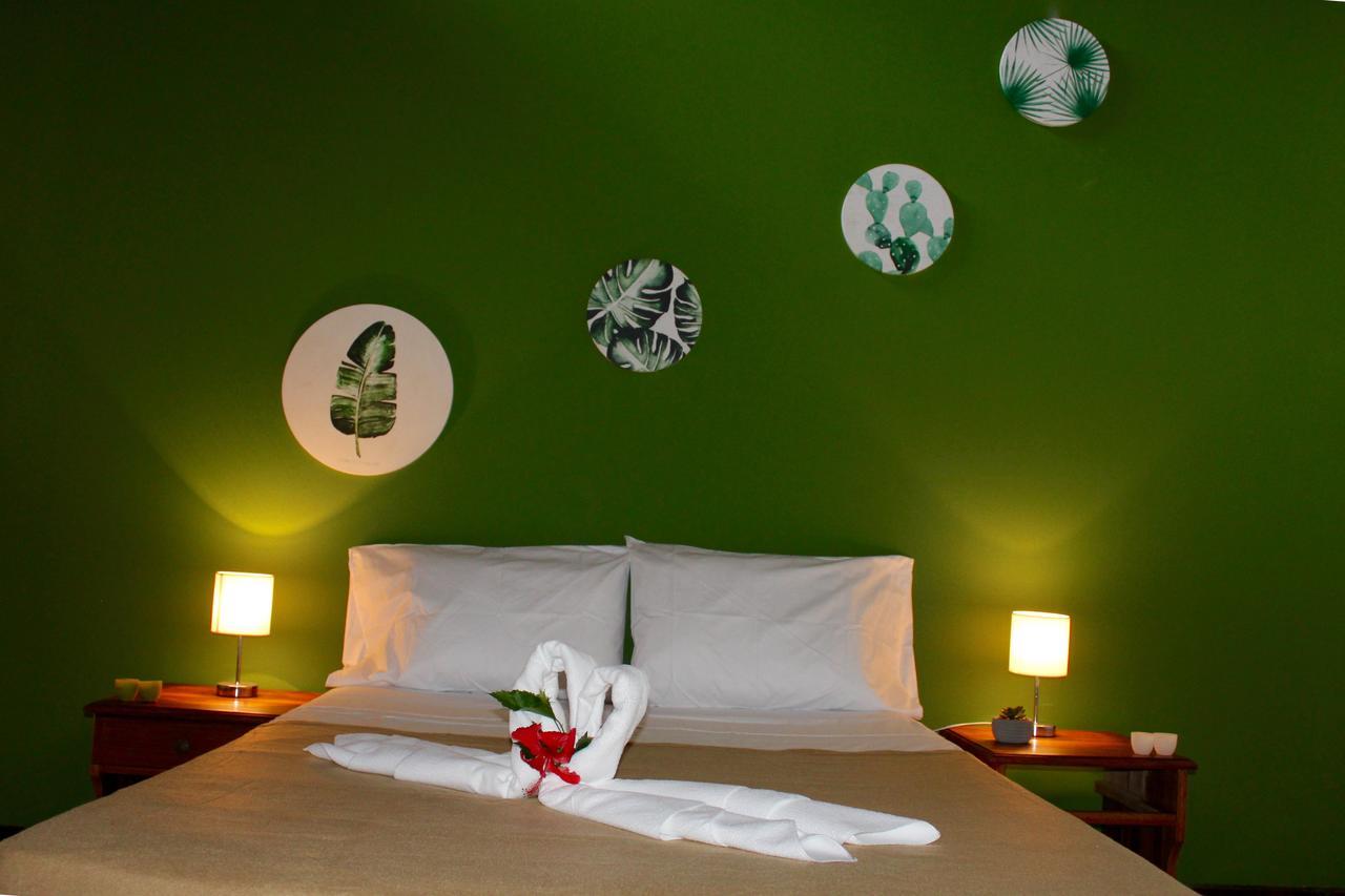 Morpheus Exotica Lodge Puerto Viejo de Talamanca Eksteriør billede